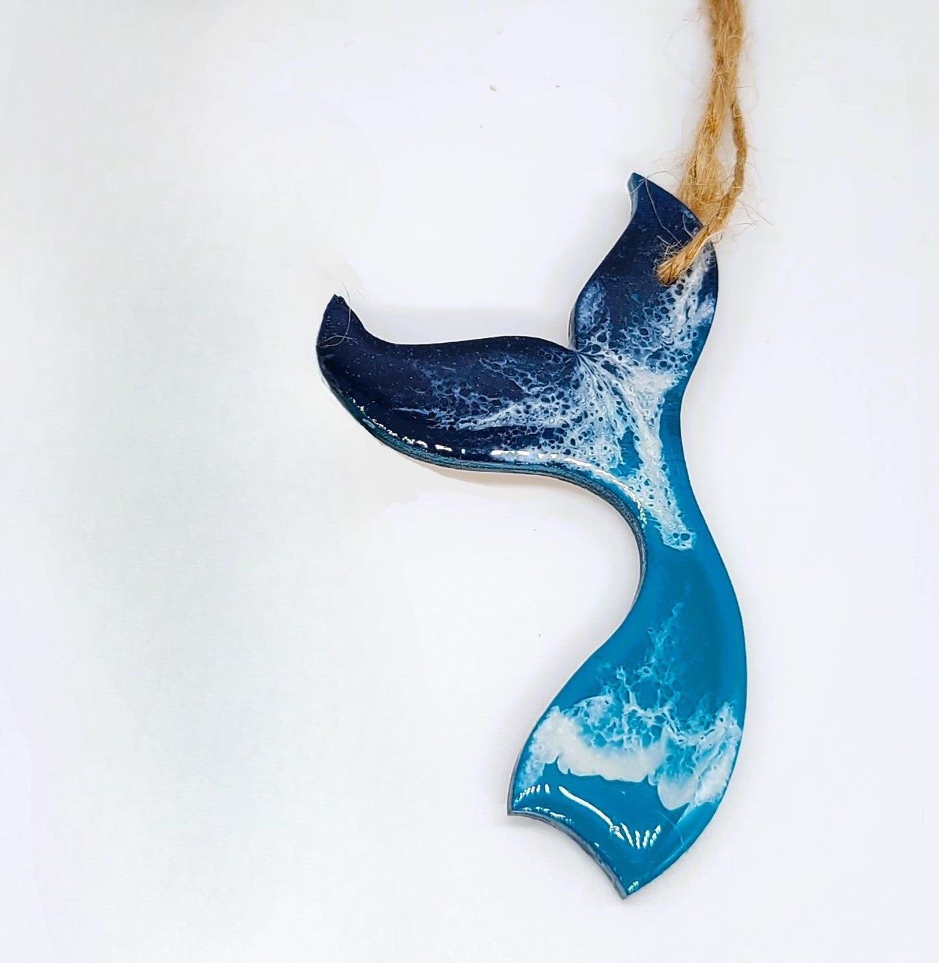 14 Resin & Wood Sealife Ornaments