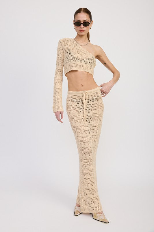 ONE SHOULDER CROCHET CROP TOP