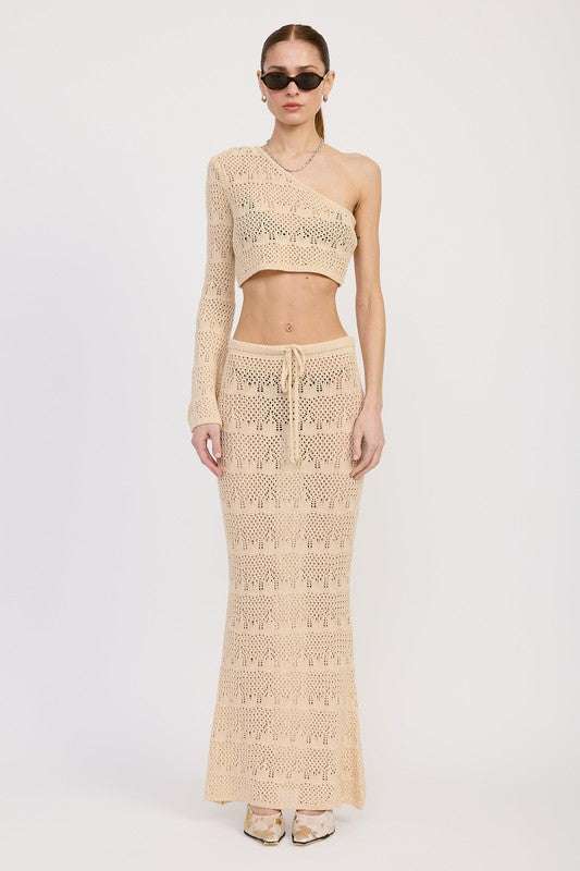ONE SHOULDER CROCHET CROP TOP
