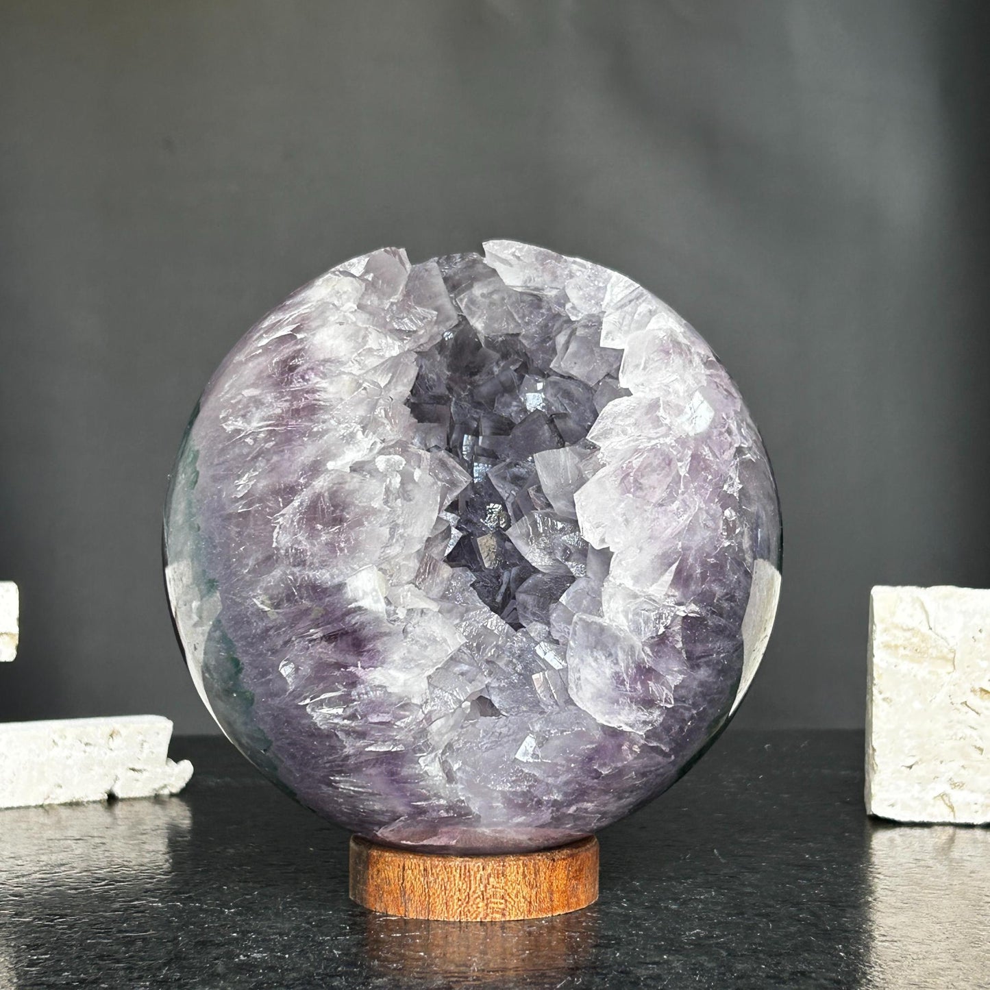 Amethyst giant geode, large amethyst