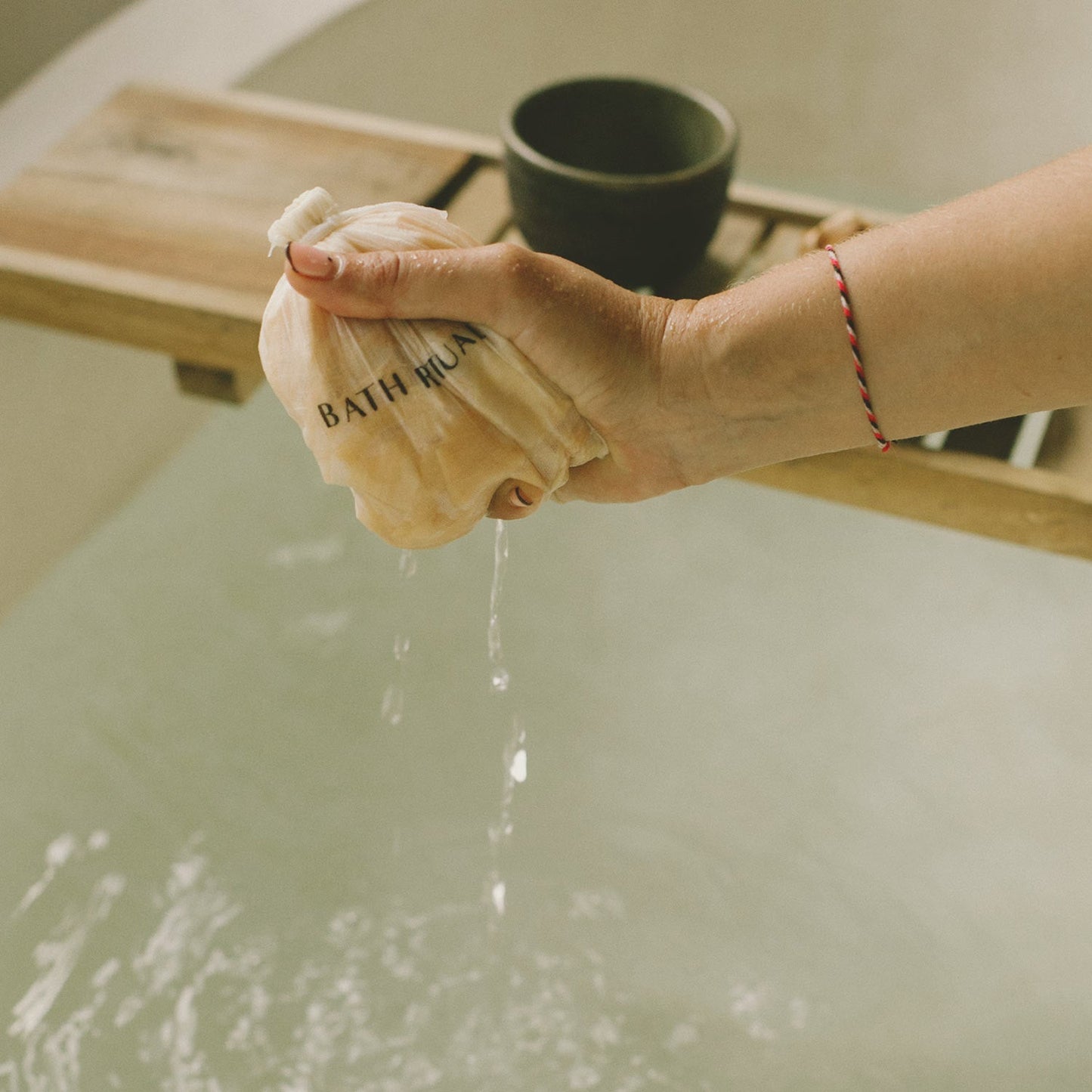 Sugi Japanese Bath Flakes