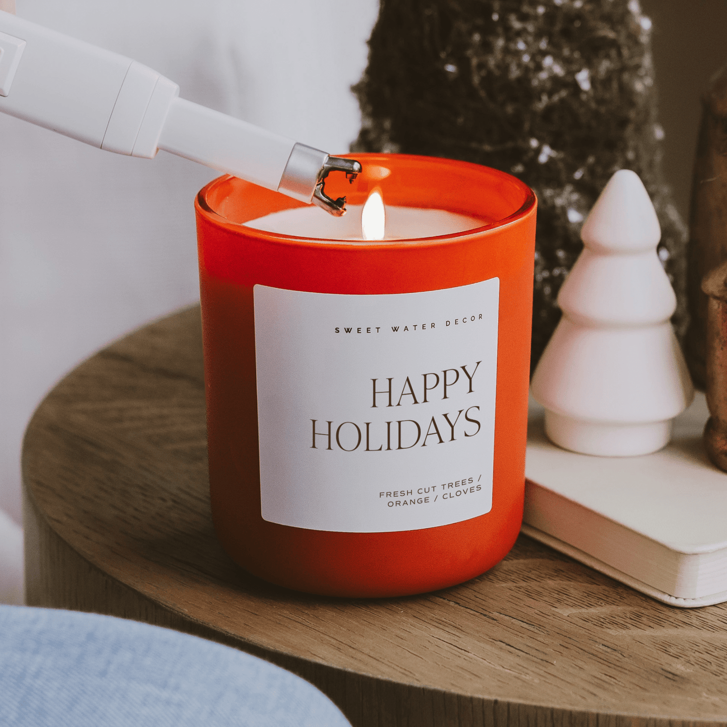 "Happy Holidays" 15oz Soy Candle - Apple, Cinnamon, Spruce, Orange, Clove