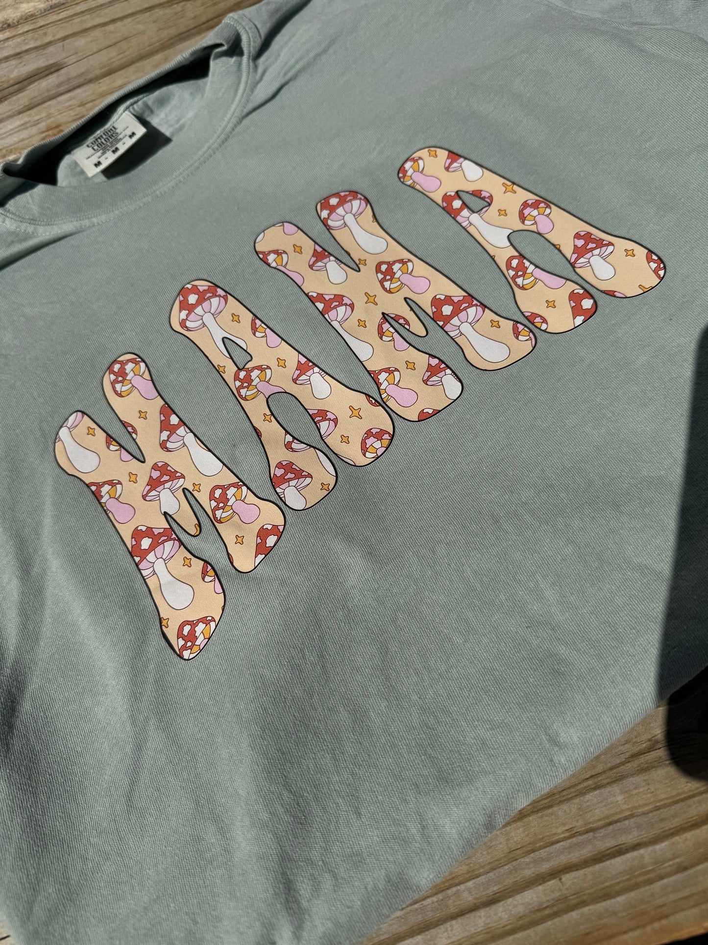 Mushroom Mama - comfort colors Tshirt