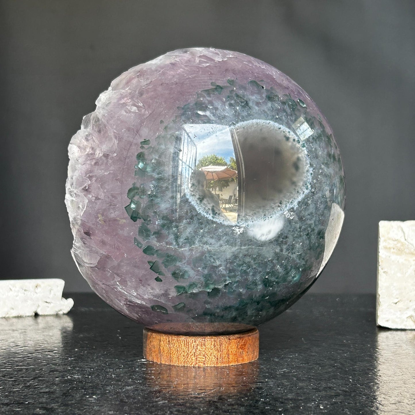Amethyst giant geode, large amethyst