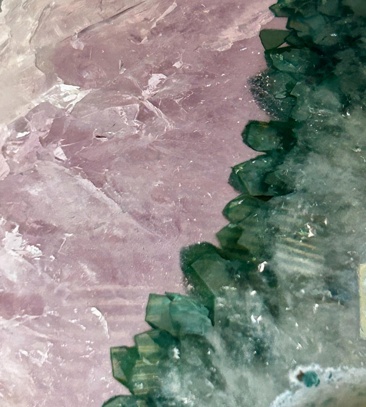 Amethyst giant geode, large amethyst