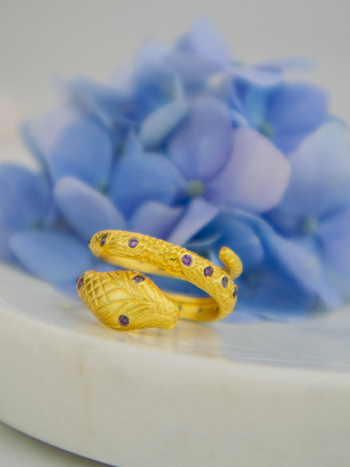 Basil Cobra Ring
