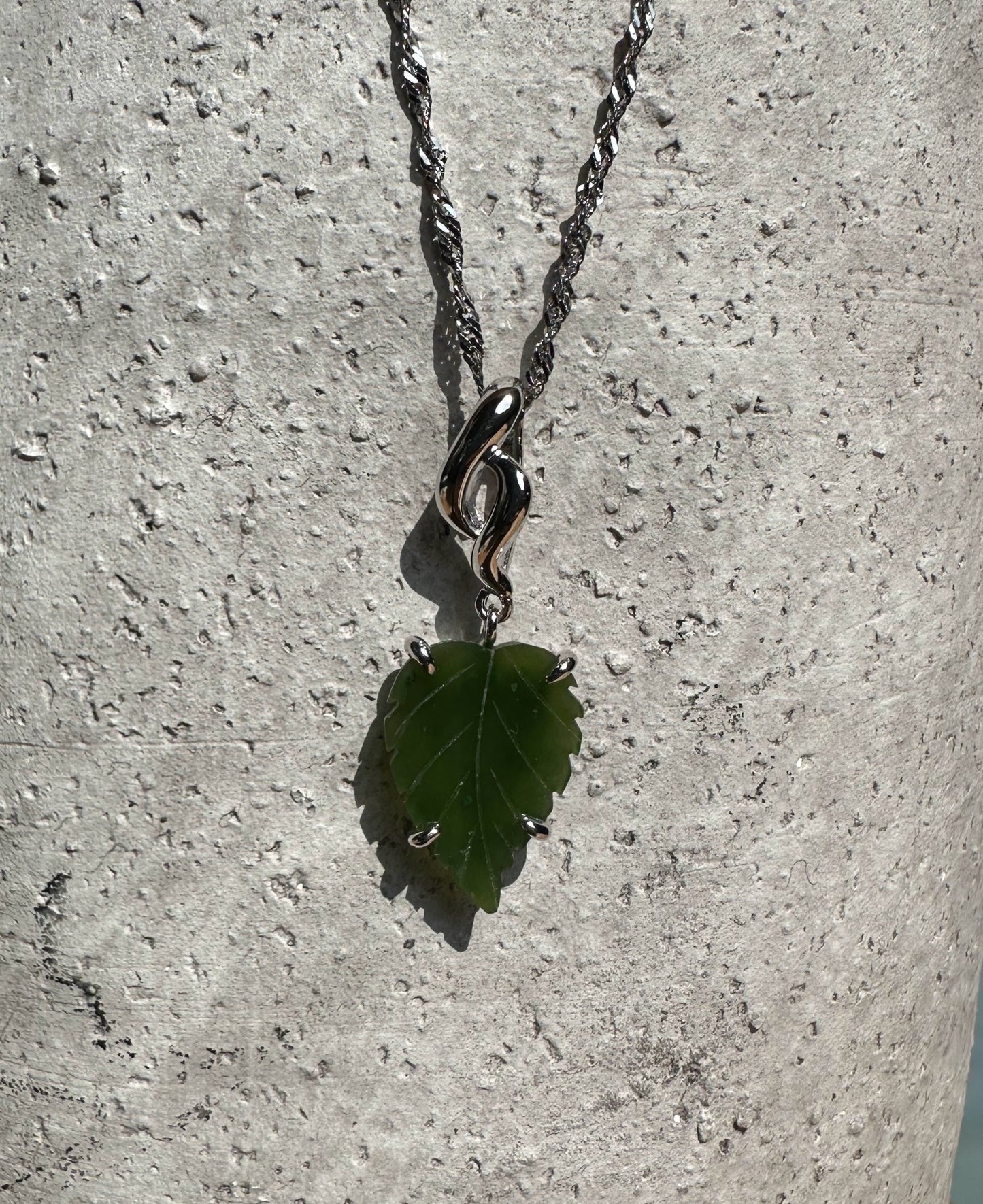 Canadian Jade Silver Leaf Pendant – Sterling Silver Jewelry 5816