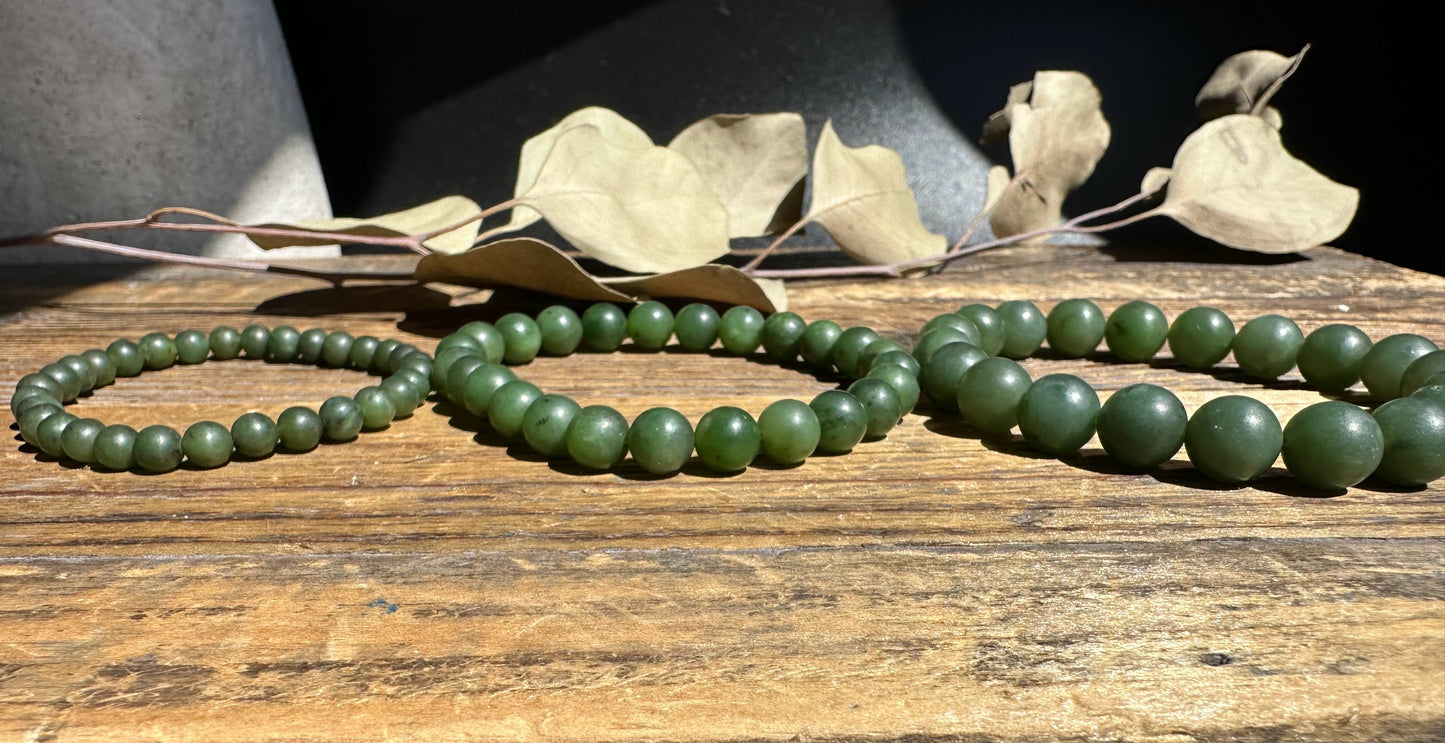 Jade Satin Finish Bead Bracelet – Canadian Nephrite Jewelry