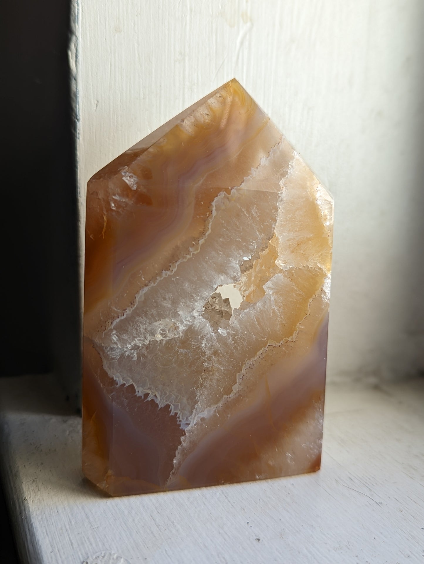 Geode Tower with Druzy Pocket Polished - Caramel Color