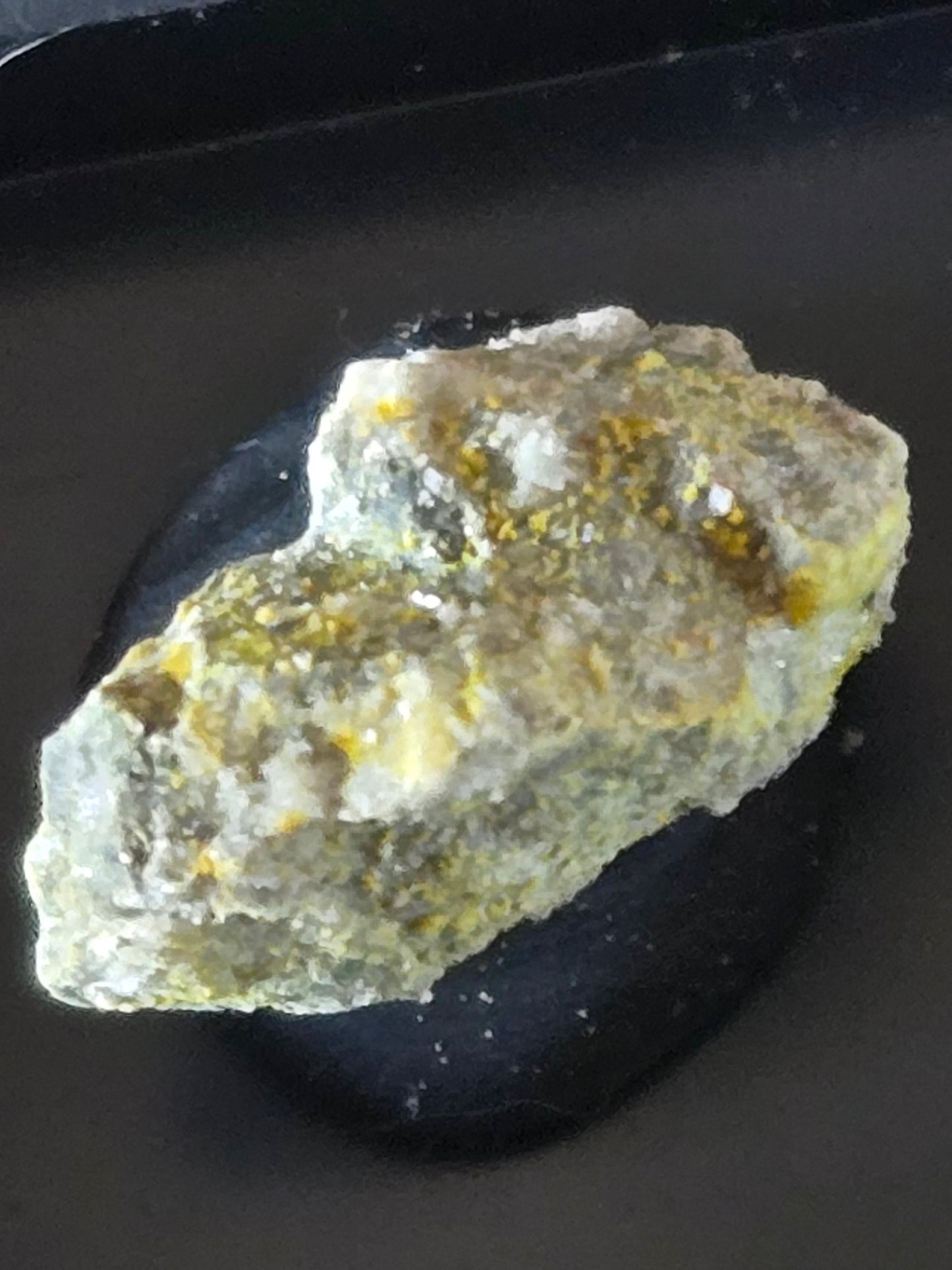 Ferrinatrite