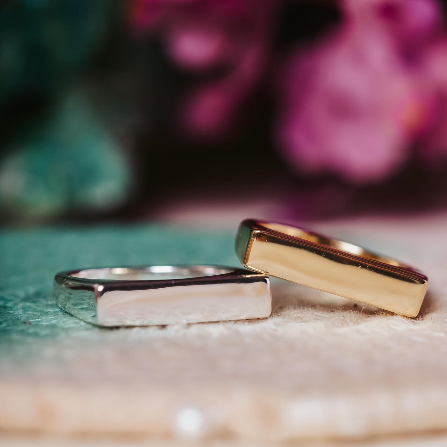 QUEEN Gold or Silver Flat Top Ring
