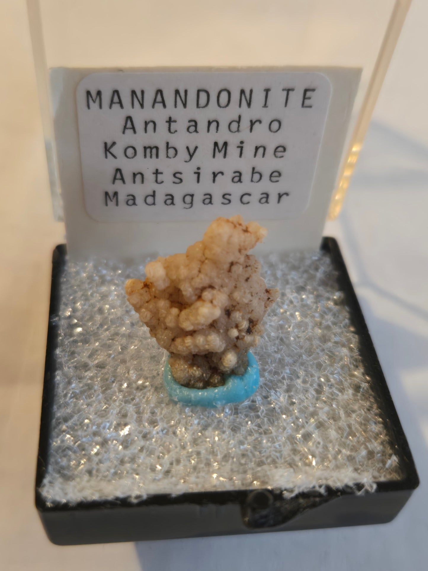 Manandonite specimen