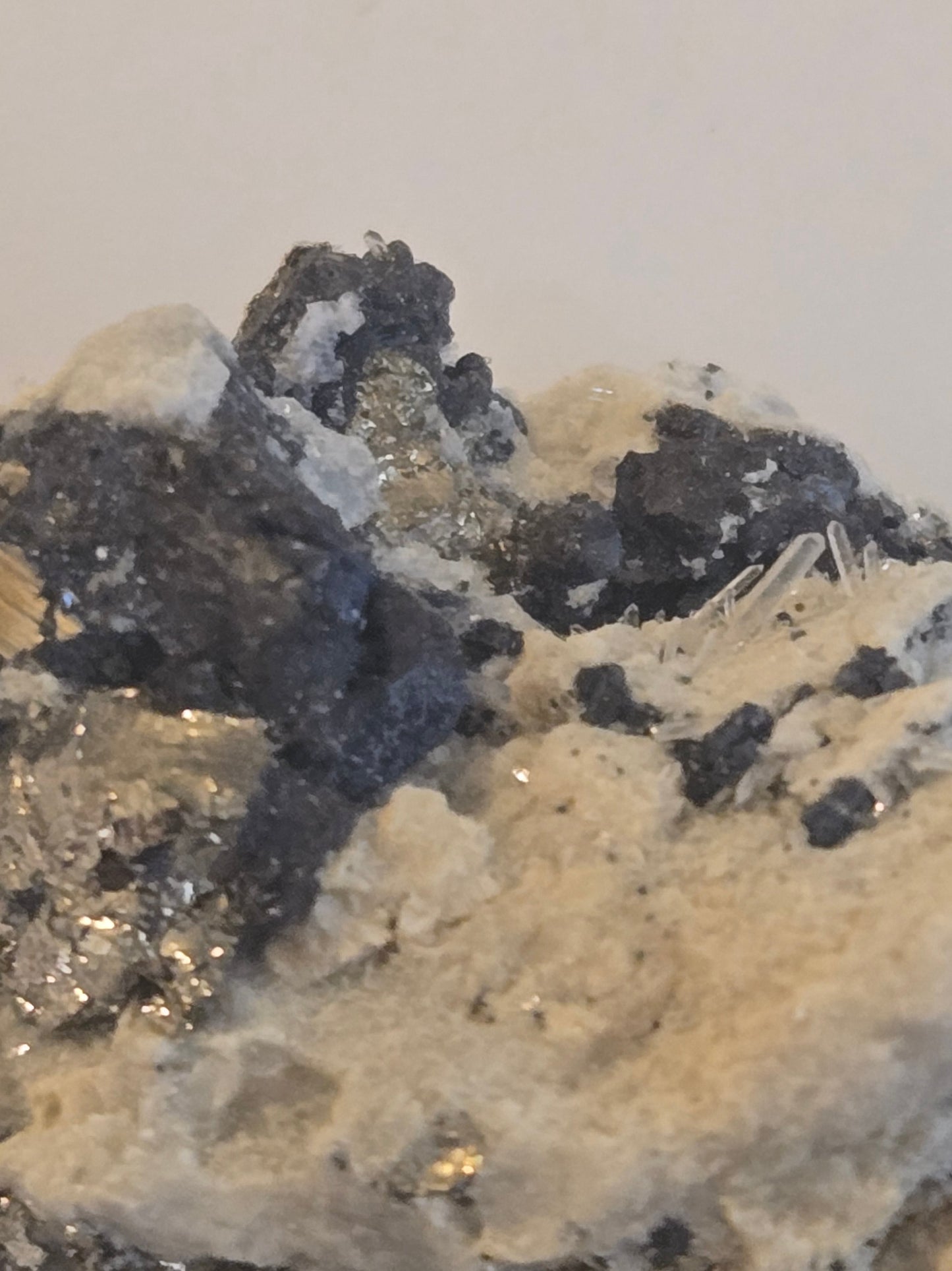 Sphalerite pyrite fluorite quartz specimen