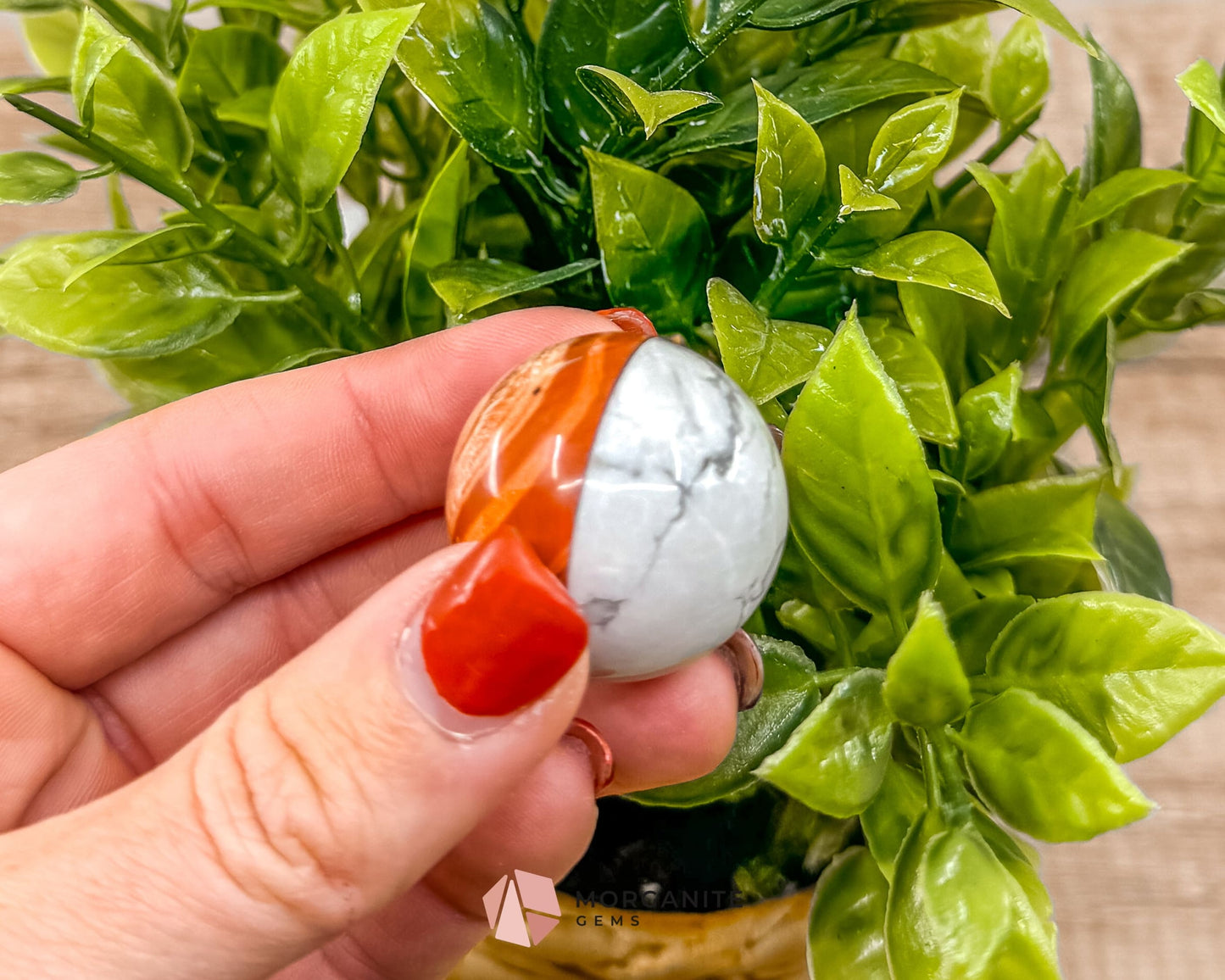 Stone Pokémon Ball in Howlite and Red Jasper – Unique Crystal Ball for Calm, Strength & Collectors