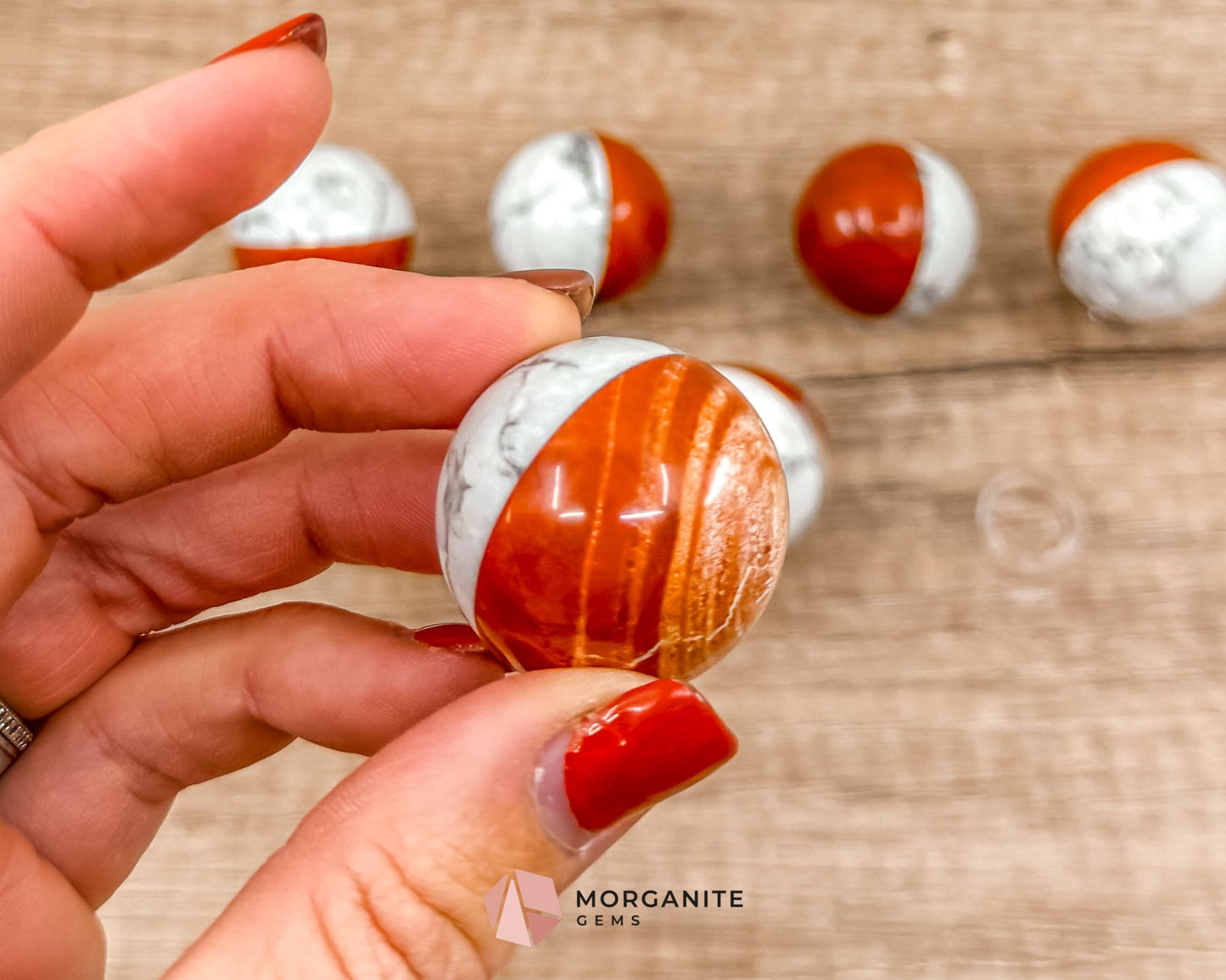Stone Pokémon Ball in Howlite and Red Jasper – Unique Crystal Ball for Calm, Strength & Collectors