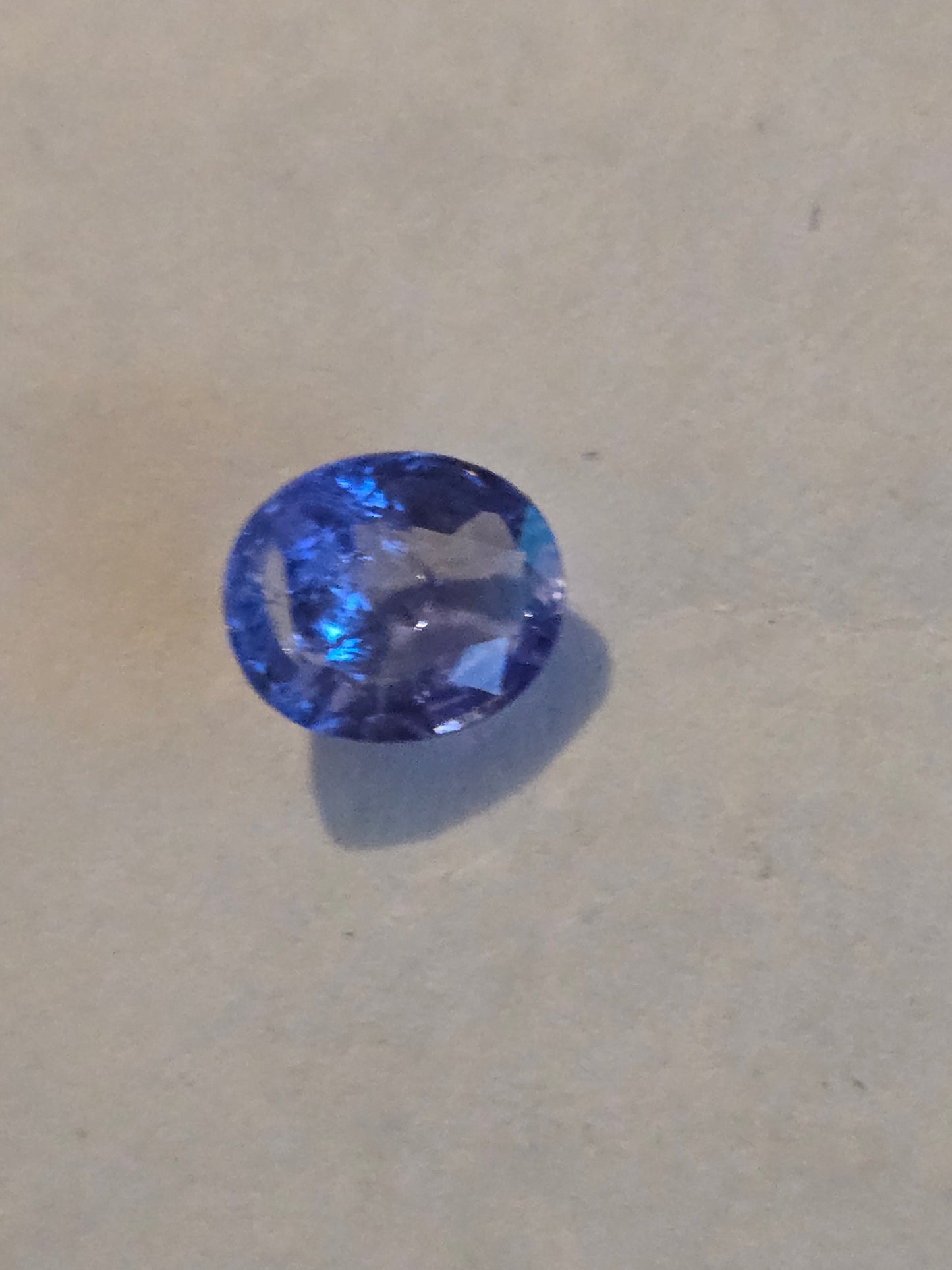 Tanzanite facet
