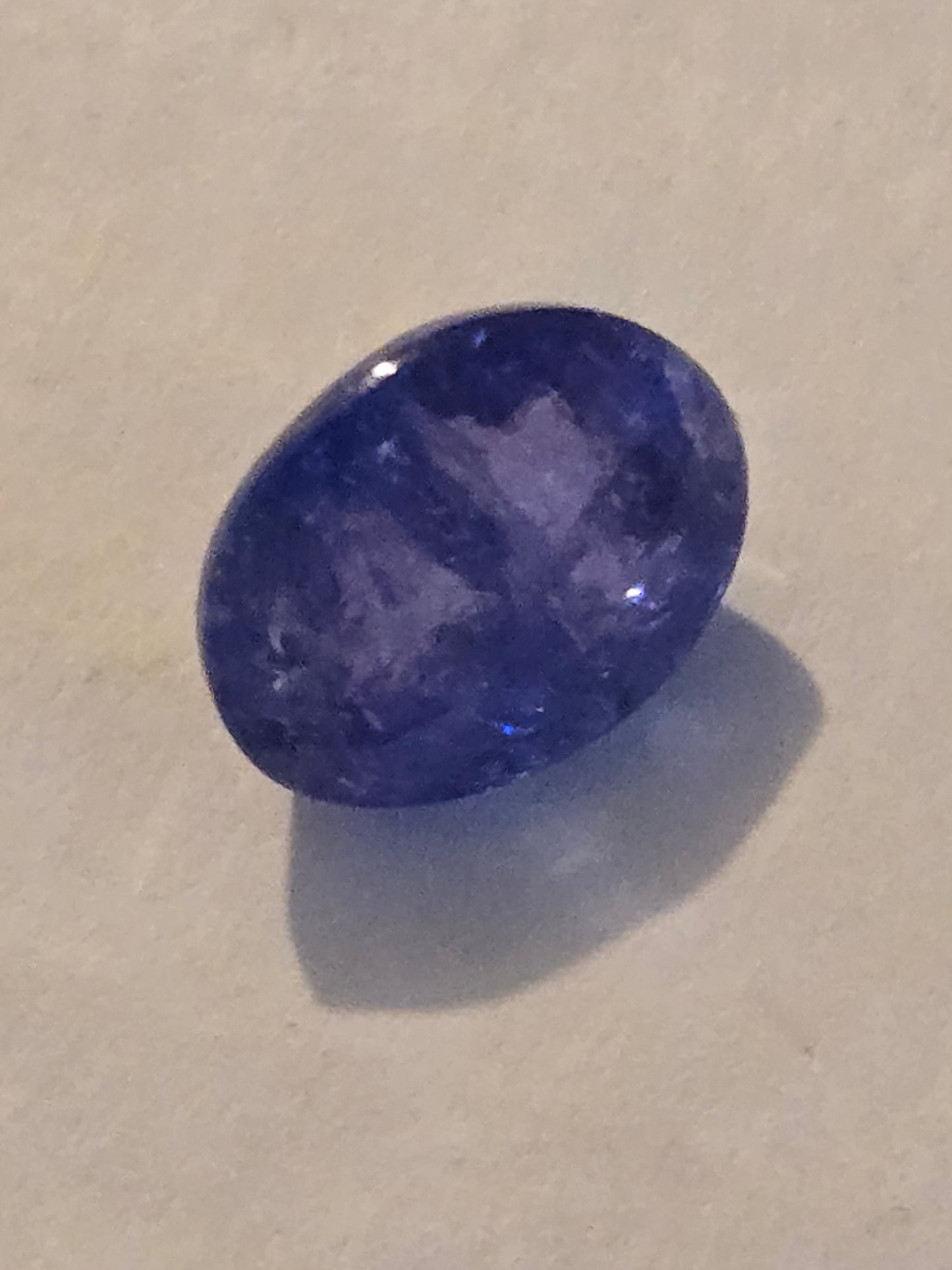 Tanzanite facet