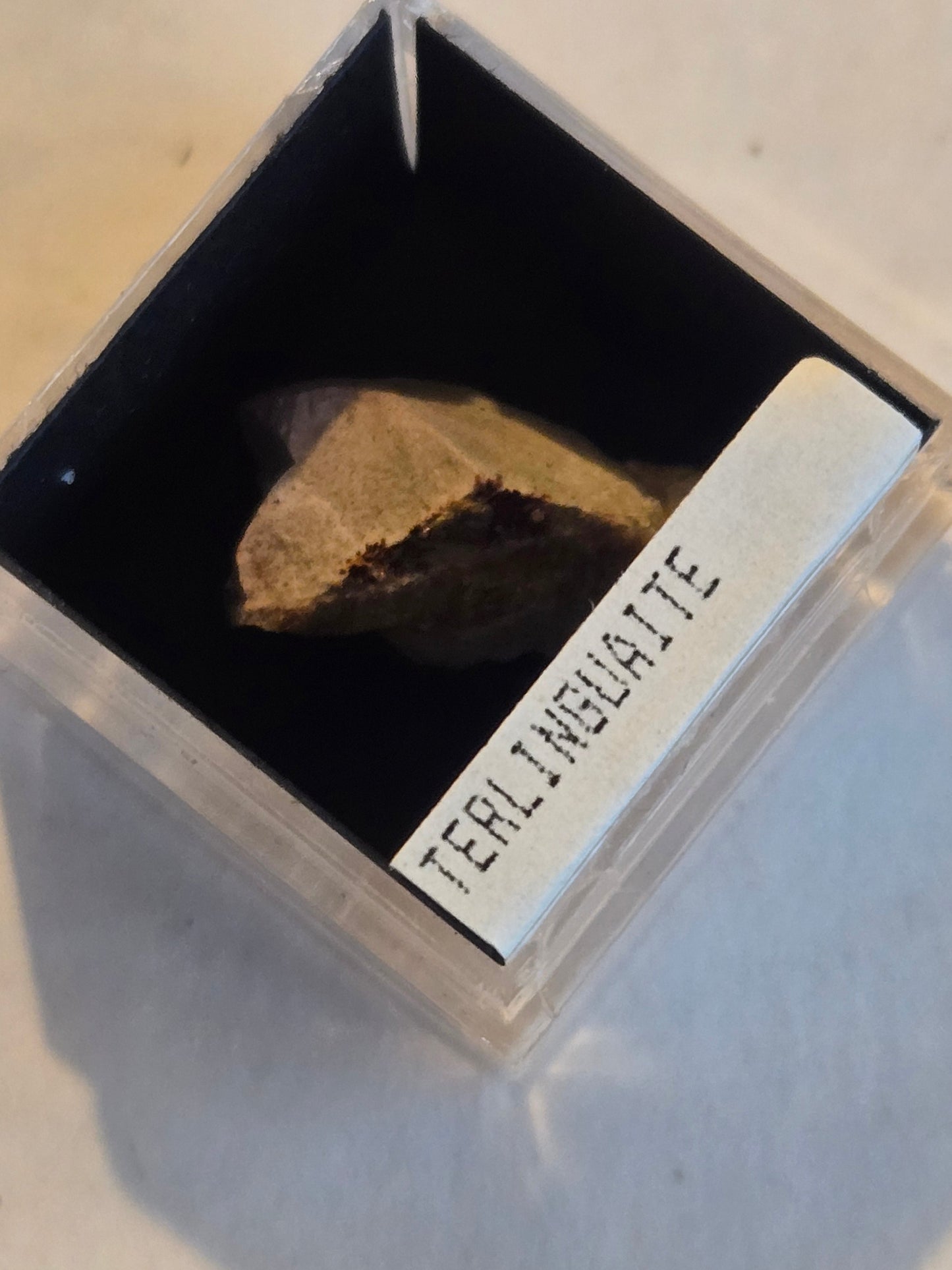 Terlinguaite