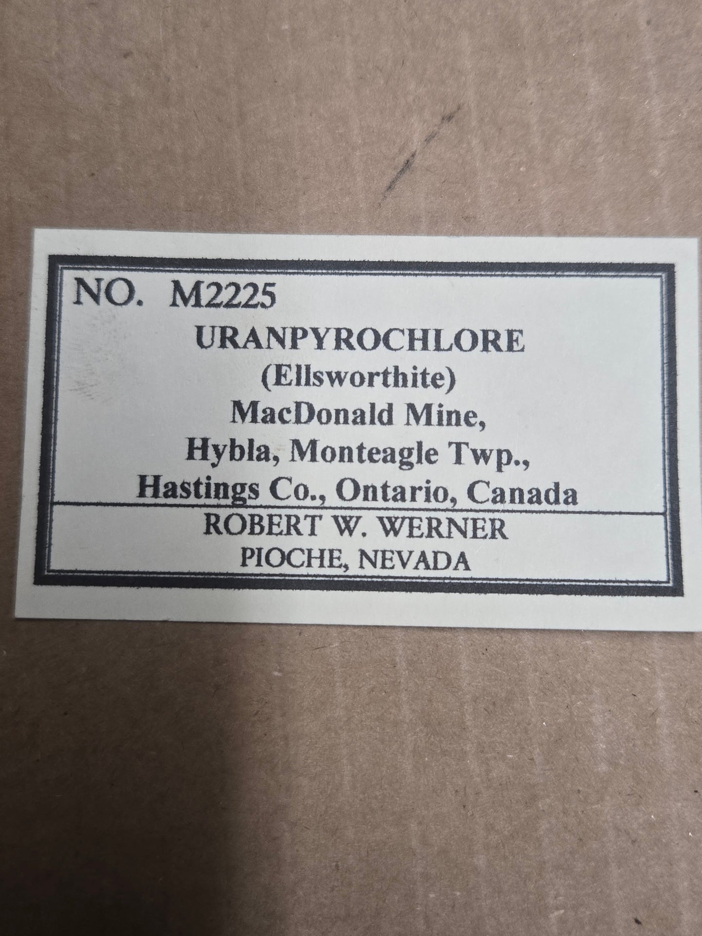 Uranpyrochlore