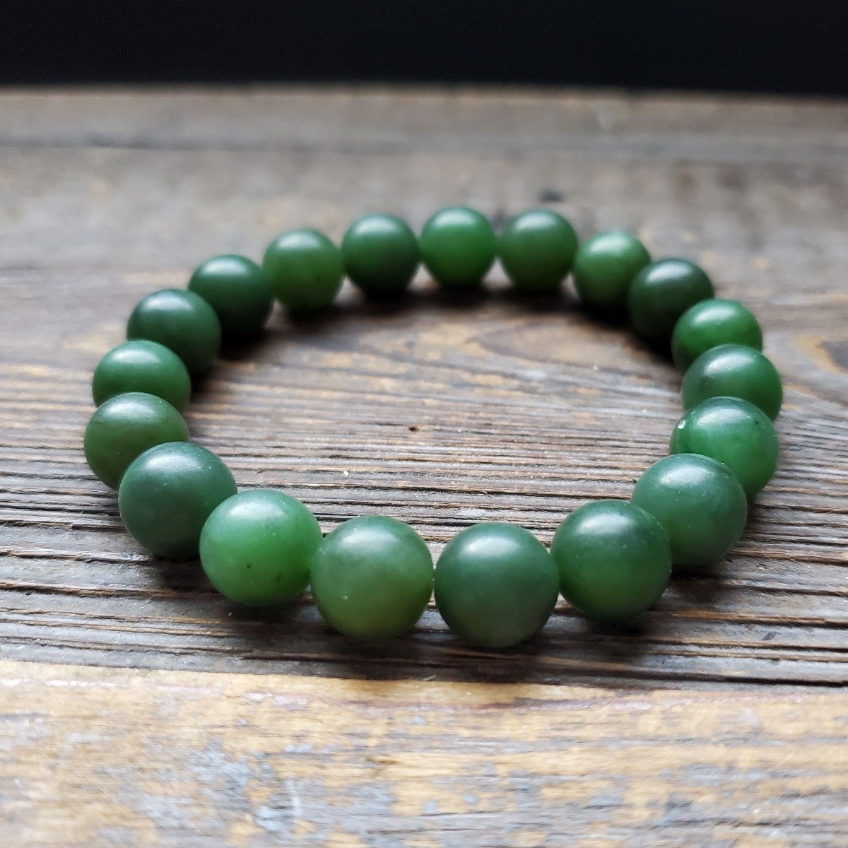 Jade Satin Finish Bead Bracelet – Canadian Nephrite Jewelry