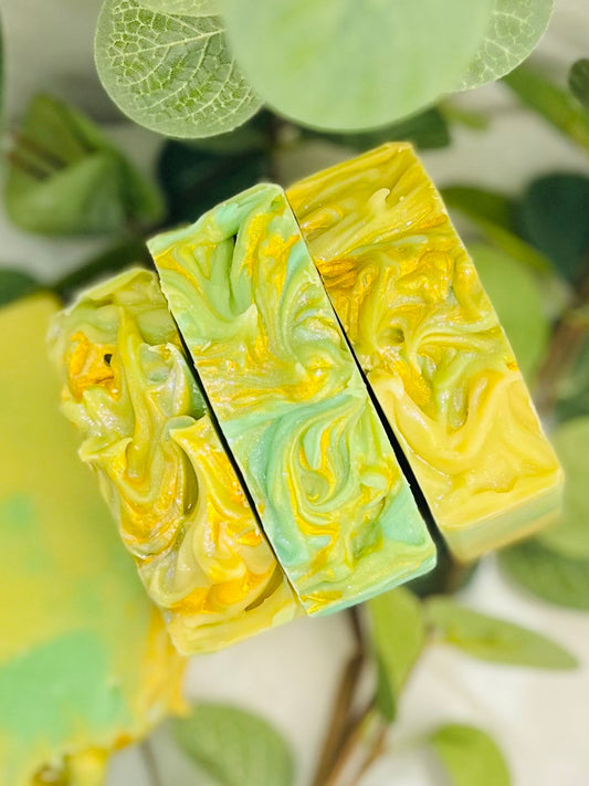 White Lilly * Aloe --  Handmade Soap Bar