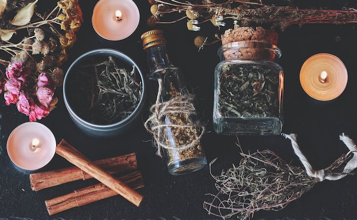 MAKE YOUR OWN Spell Jars