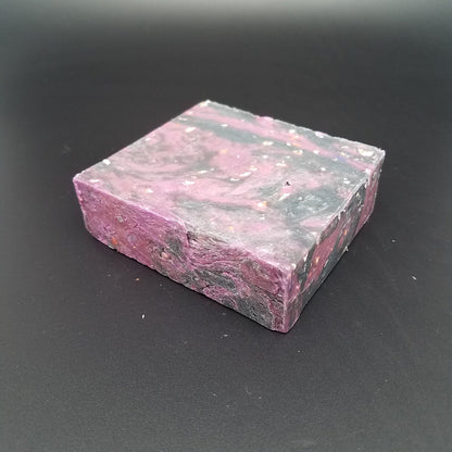 "Queen of the Night" (floral, amber, musk) - Handmade Soap
