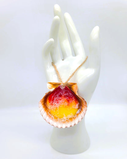 Resin Seascape Scallop Seashell Ornament
