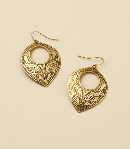 Yashi Embossed Statement Earring