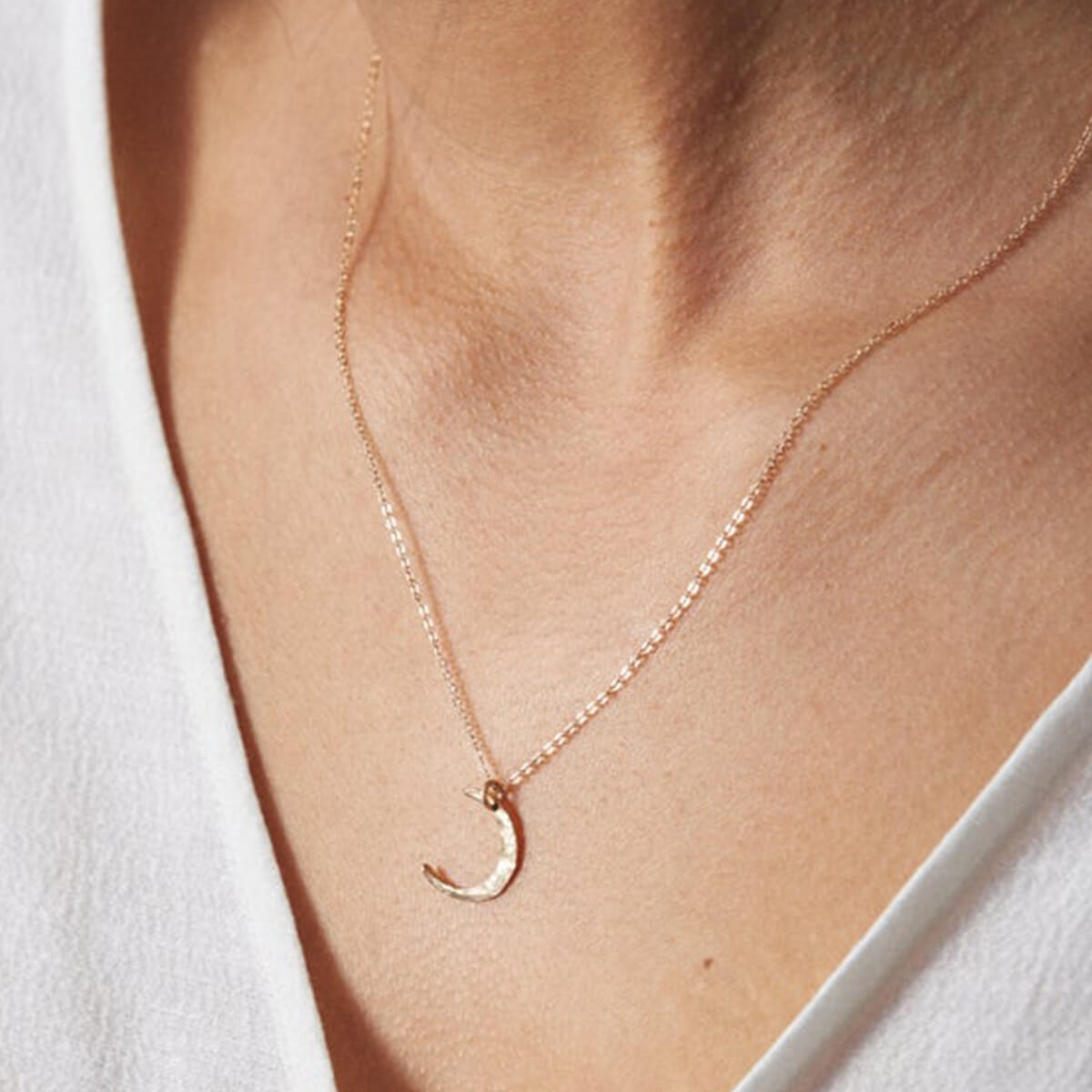 MOON PHASE NECKLACE