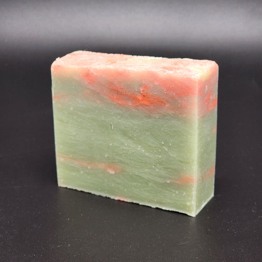 "Blood Moon" (raspberry, pineapple, tea, sweet pea, musk) - Handmade Soap