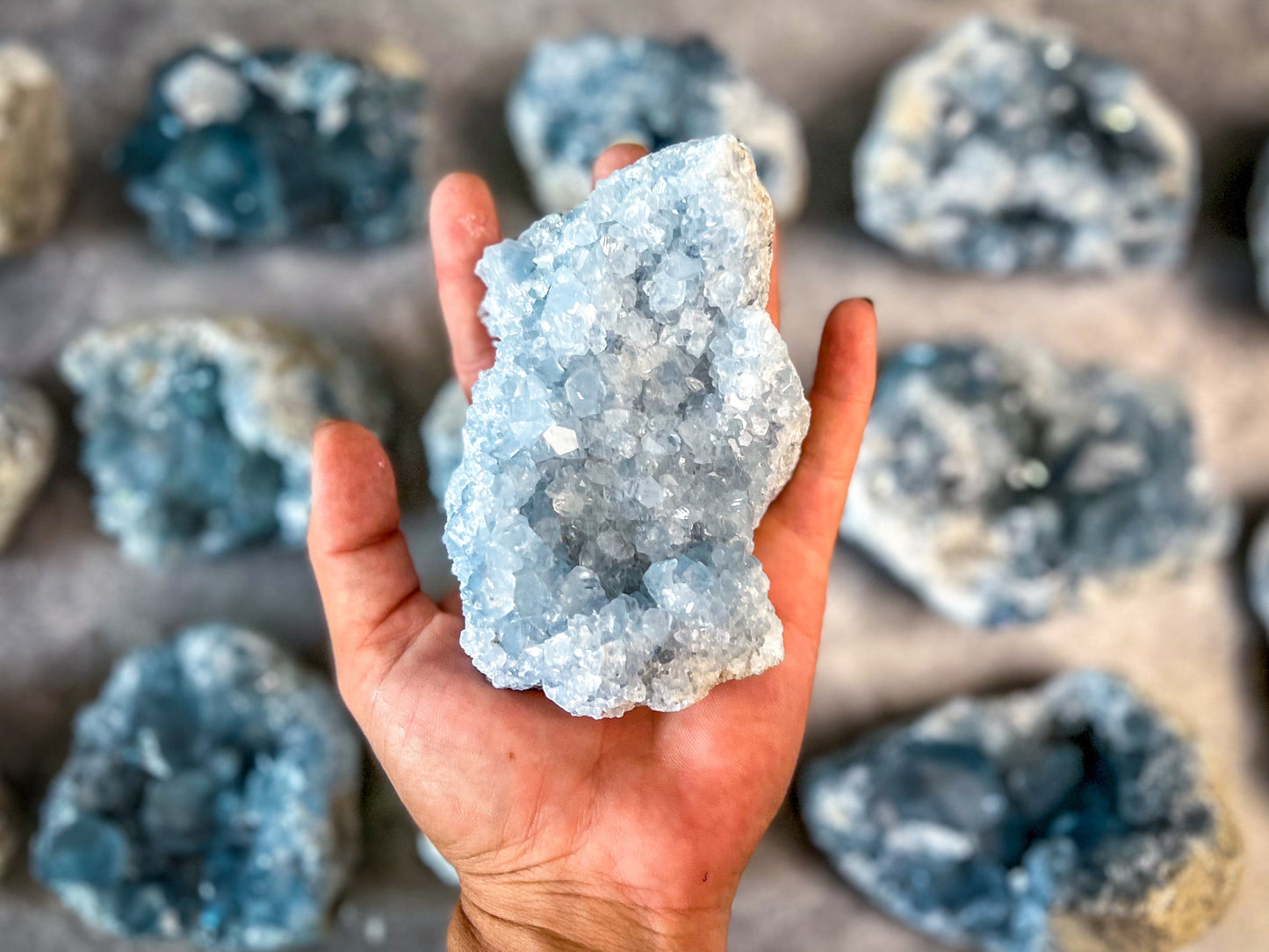 CELESTITE Clusters 450-800 Grams
