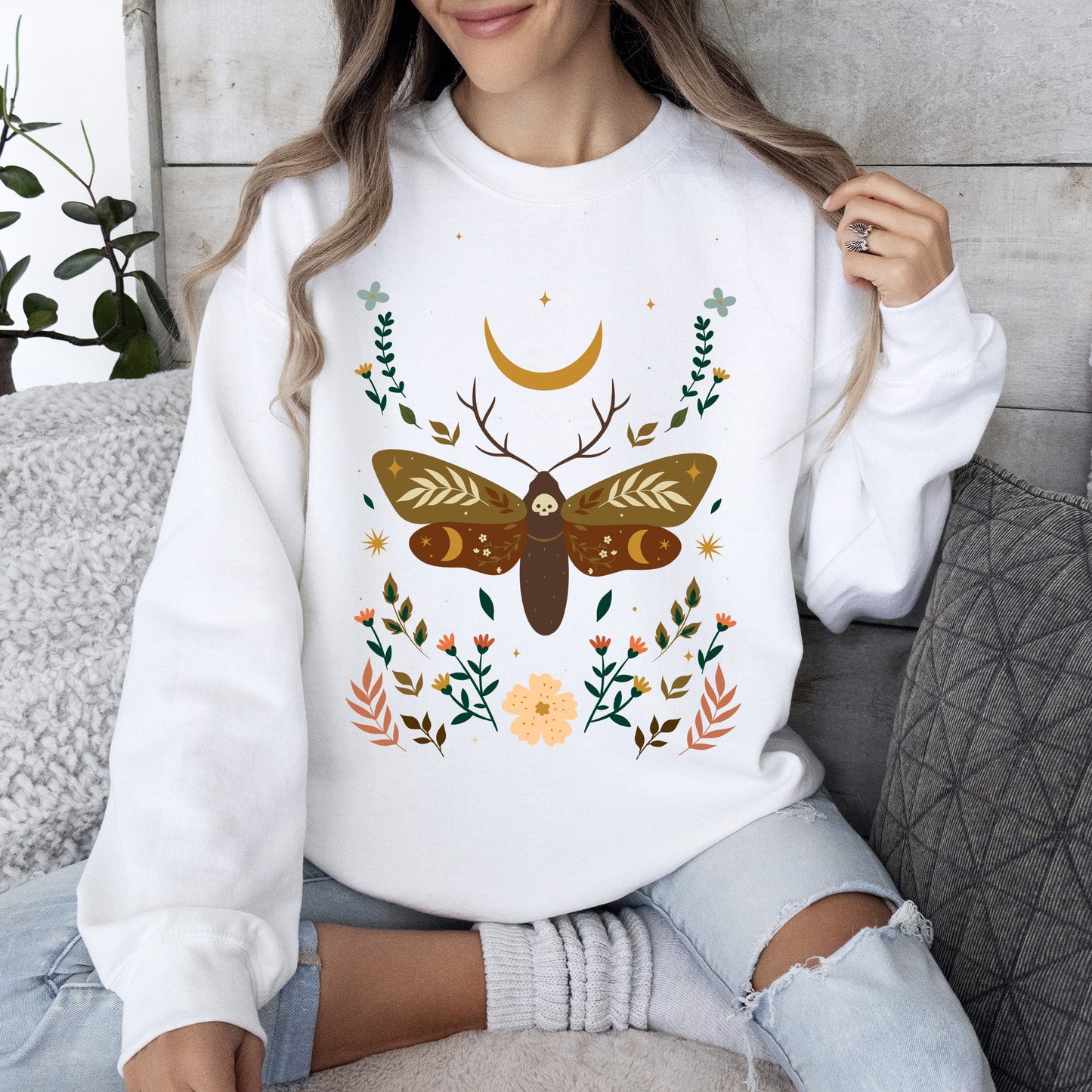 Enchanted Moth Garden - Sweatshirt