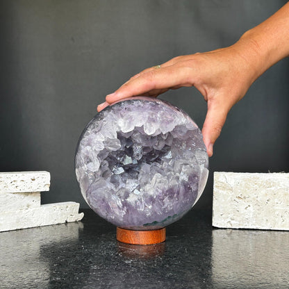 Amethyst giant geode, large amethyst