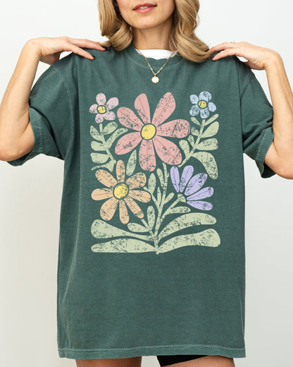 Groovy, Gorgeous Flowers, Boho Floral Design - Comfort Colors T-Shirt