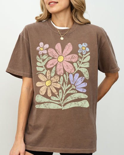 Groovy, Gorgeous Flowers, Boho Floral Design - Comfort Colors T-Shirt