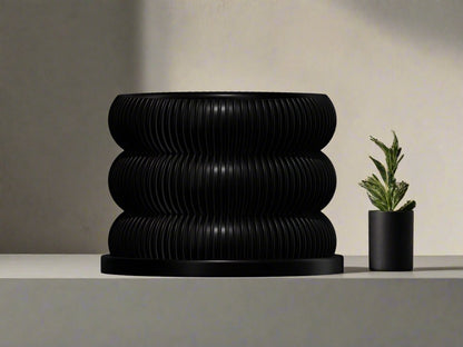 Ribbed Bubble Plant Pot With Drainage and Saucer