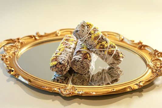 White Sage & Yellow Sinuata Flower - 4" Sustainably Harvested