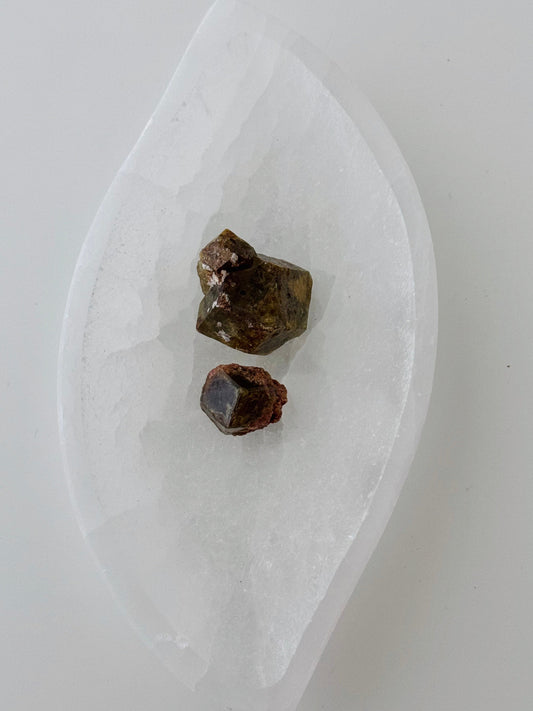 Green Garnet (Unpolished)