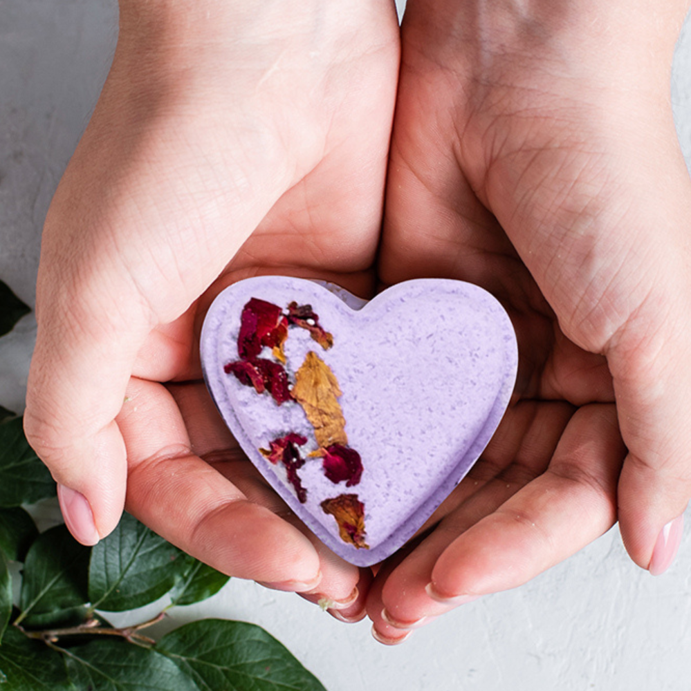 CBD - 8 Bath bombs set -  perfect for a relaxing Mother's day bath