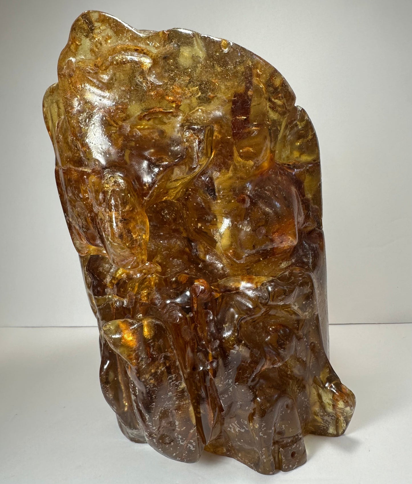 Colombian Amber Termite Hill – Rare 2.5kg Natural Sculpture with Fossil Inclusions