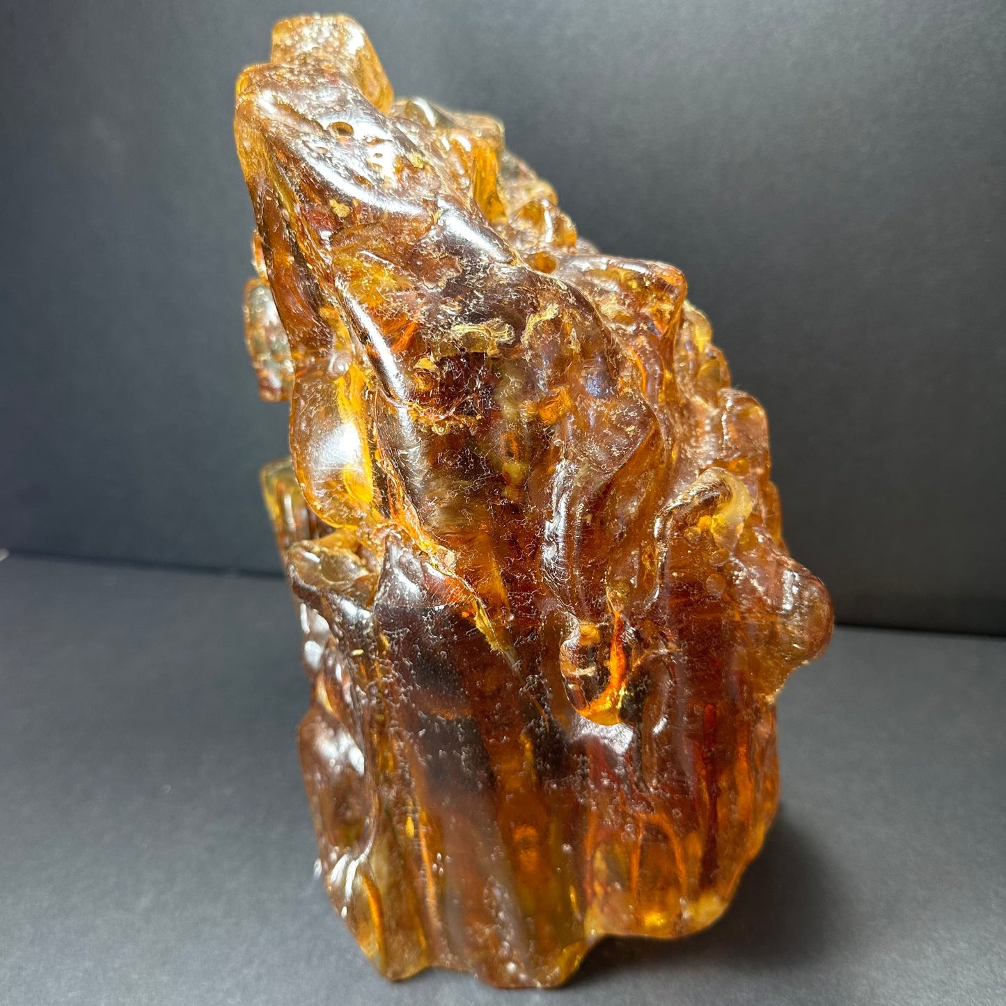 Colombian Amber Termite Hill – Rare 2.5kg Natural Sculpture with Fossil Inclusions