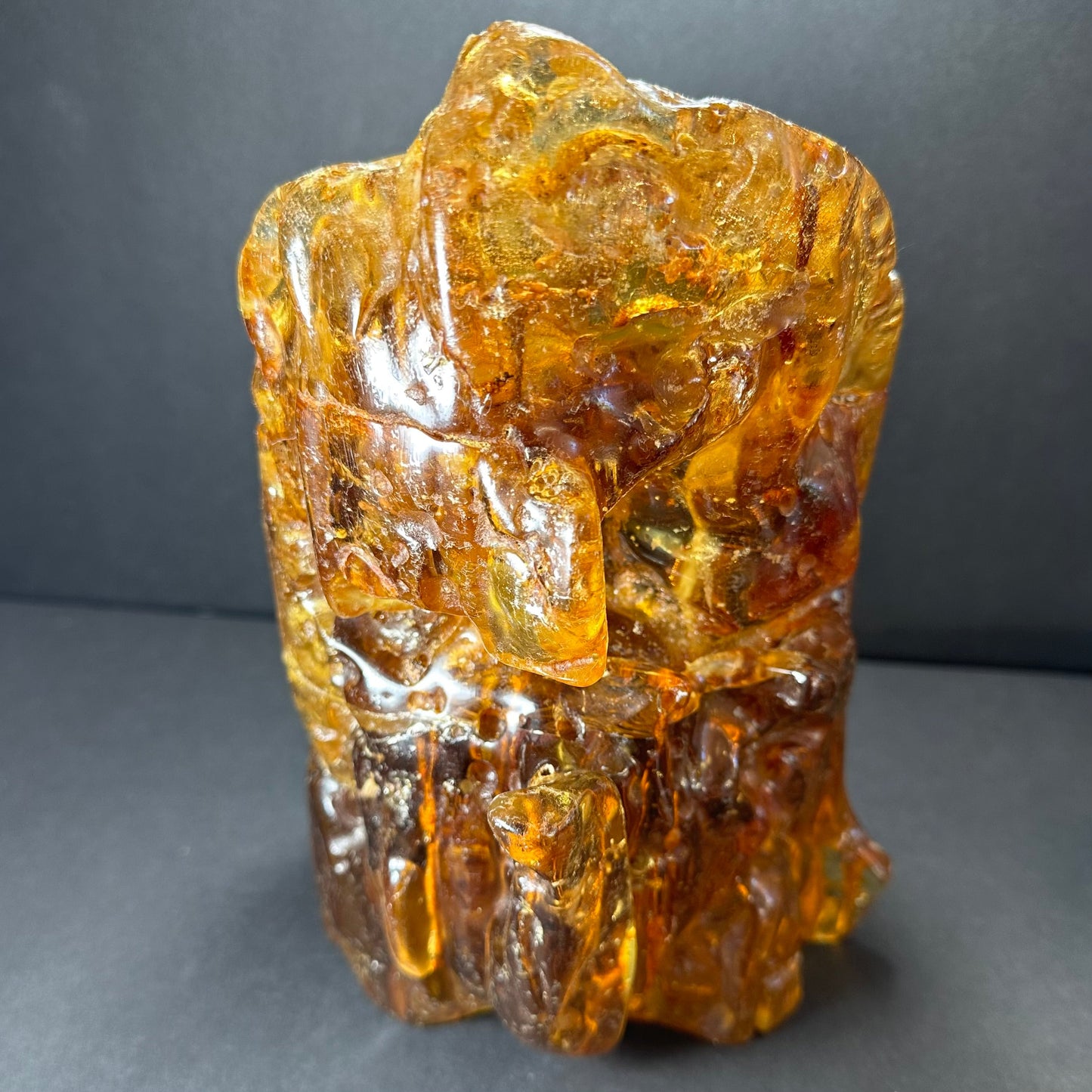 Colombian Amber Termite Hill – Rare 2.5kg Natural Sculpture with Fossil Inclusions