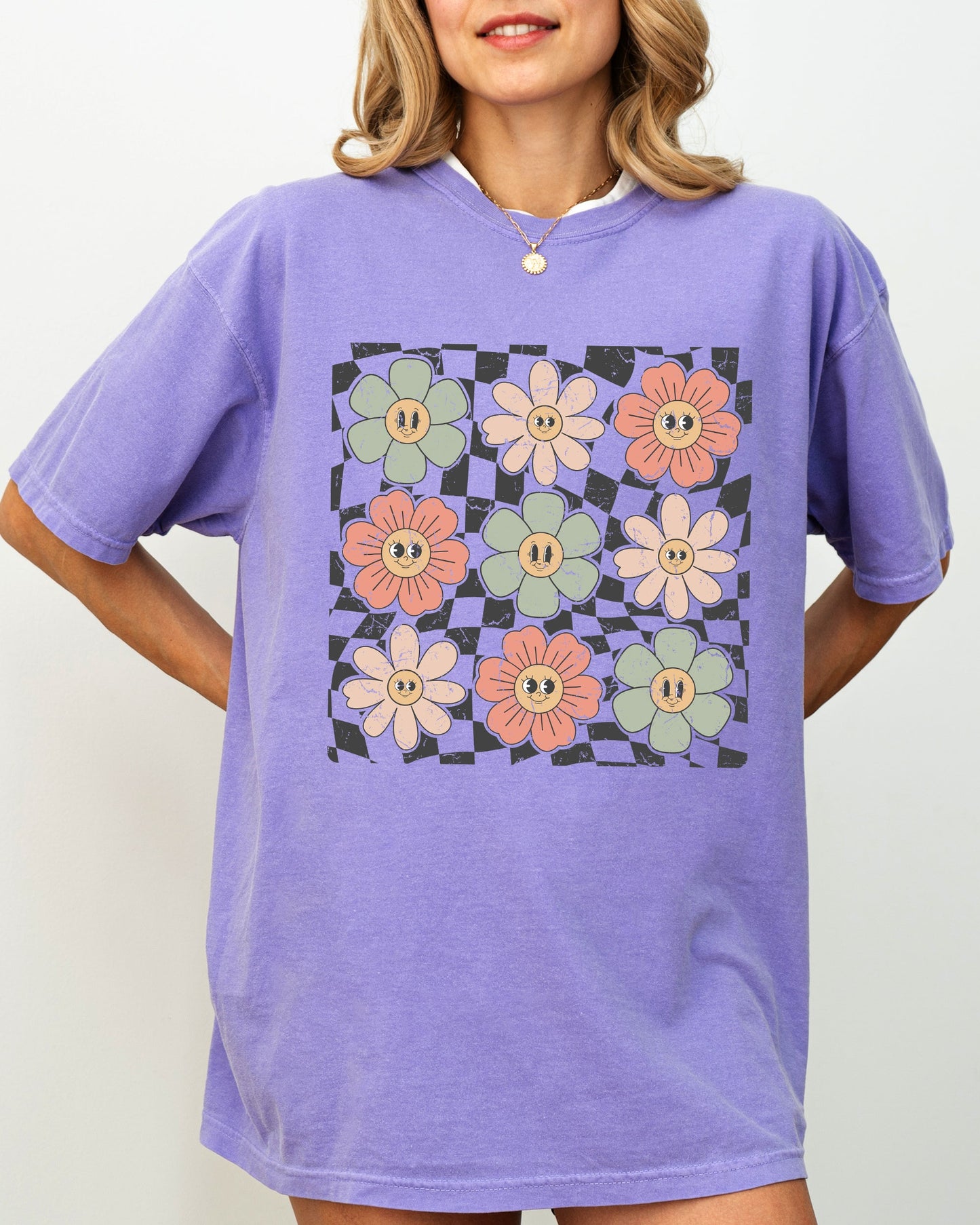 Retro Flowers - Comfort Colors T-Shirt