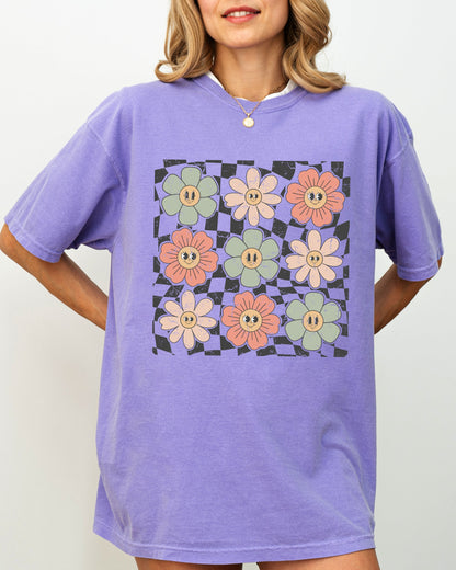 Retro Flowers - Comfort Colors T-Shirt