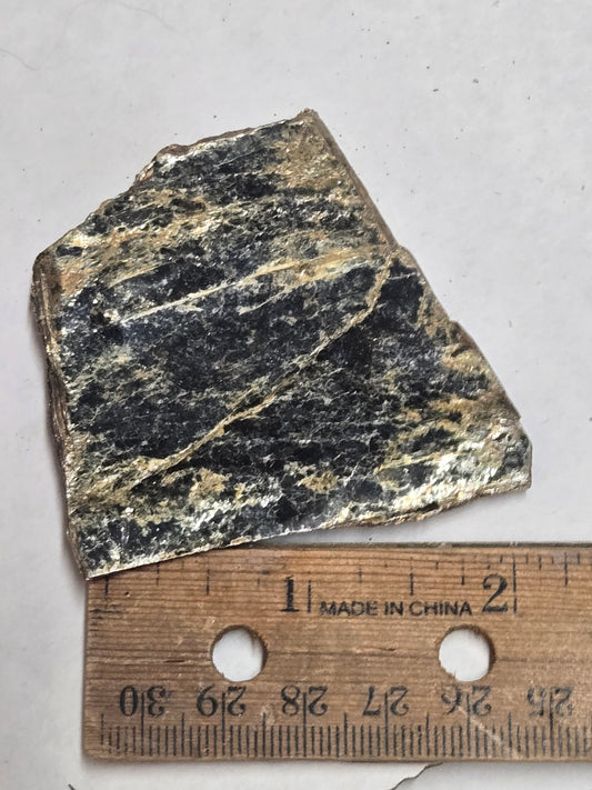 Biotite mica