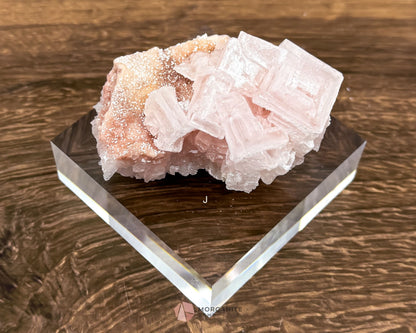 California Crystal Treasures: Halite Specimens from Searles Lake, San Bernardino County