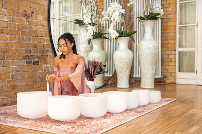 432 Hz Crystal Singing Bowl Chakra Set - 7 Pure White Quartz Bowls (8"–14")