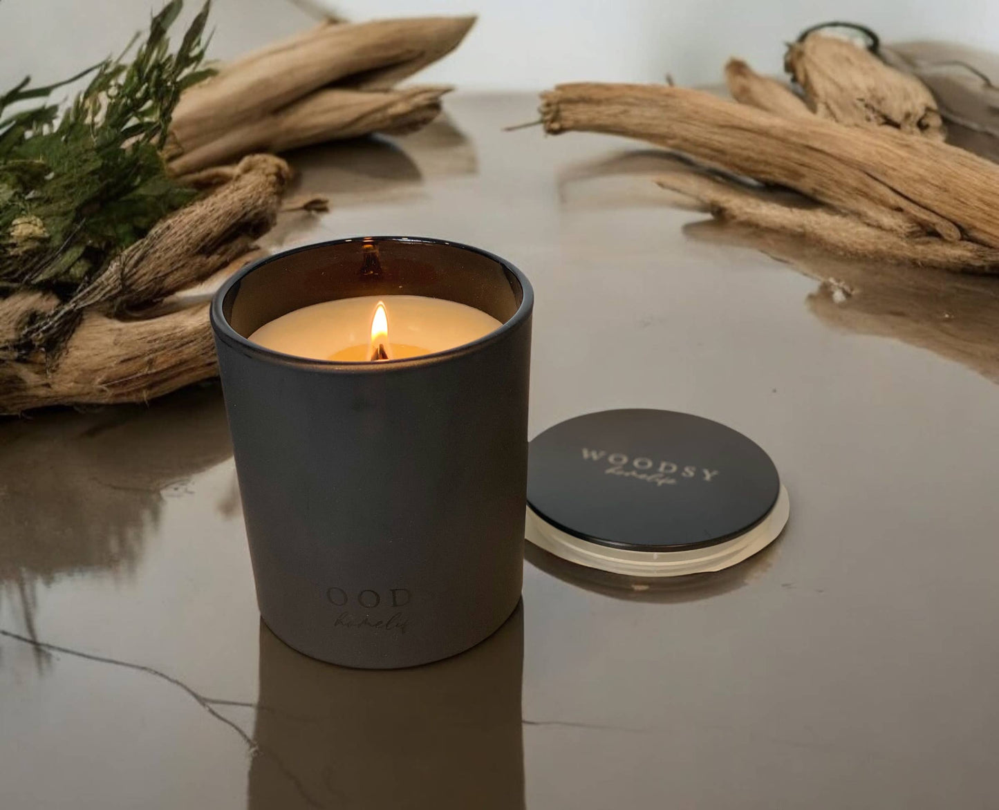Driftwood & Vetiver l Matte Black Glass