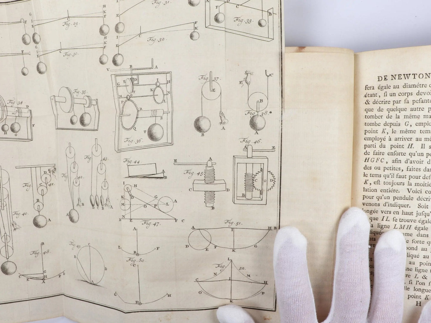 Elements of Newtonian Philosophy (French Translation), First Edition 1755